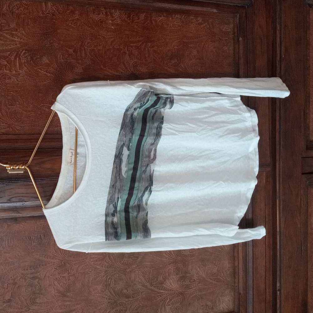 Long sleeve t shirt
